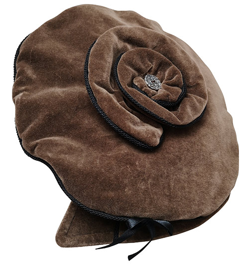 Brown French beret by Stella Jurgen