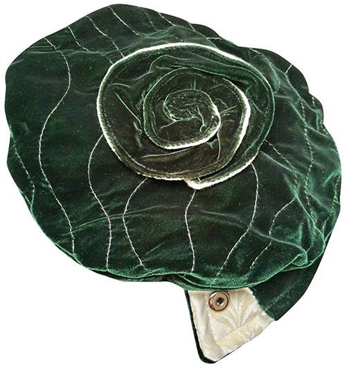Green French beret by Stella Jurgen